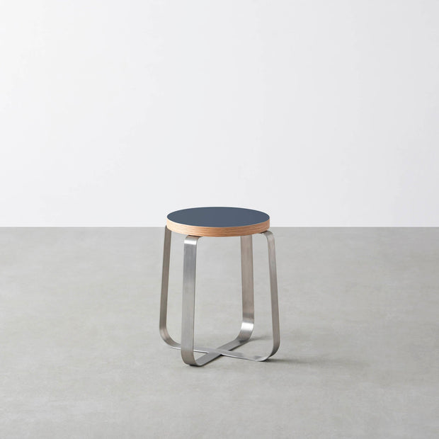 KanademonoのリノリウムLowスツール