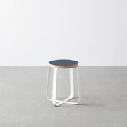 KanademonoのリノリウムLowスツール