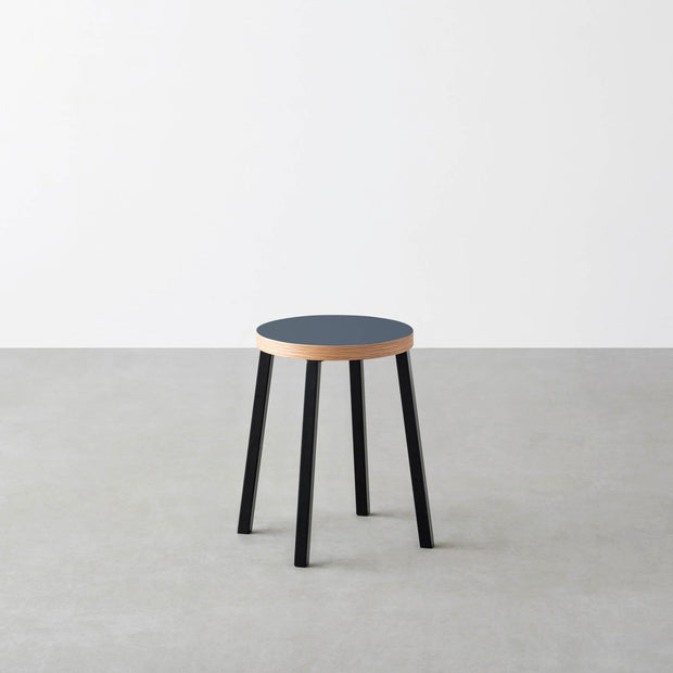 THE STOOL / リノリウム 全32色 × Black Steel　Standard