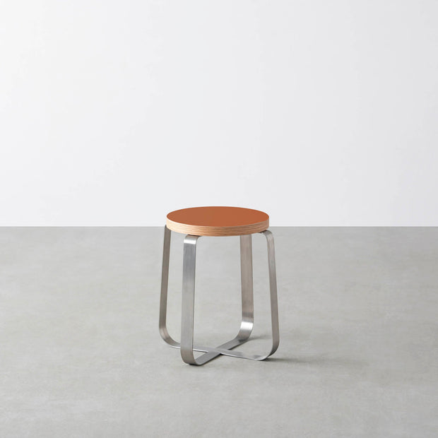 KanademonoのリノリウムLowスツール