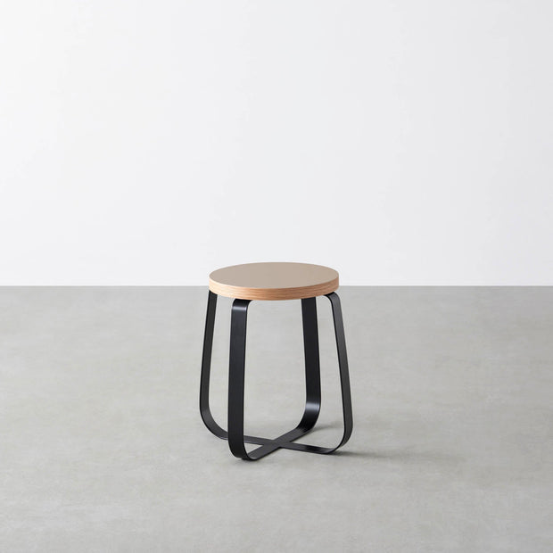 THE STOOL / リノリウム 全32色 × Black Steel　Standard