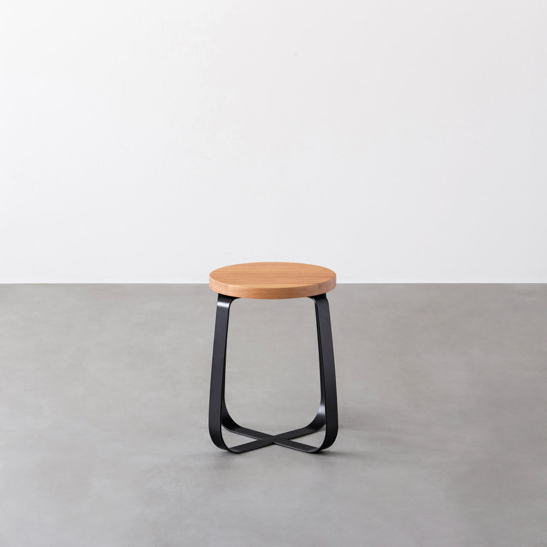 THE STOOL / 無垢 レッドオーク × Black Steel Standard – KANADEMONO