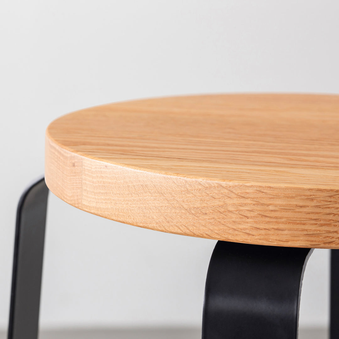THE STOOL / 無垢 レッドオーク × Black Steel Standard