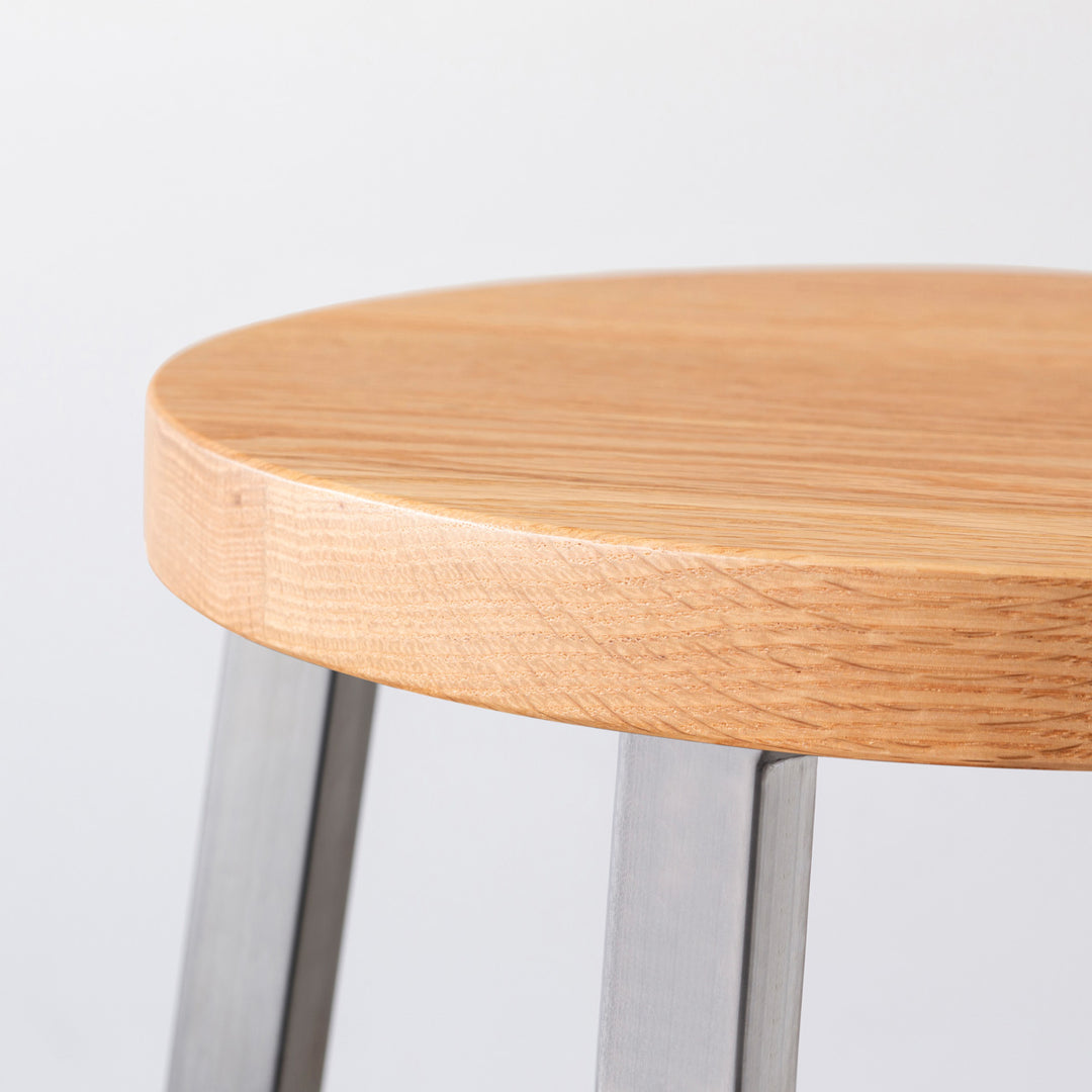 THE STOOL / 無垢 レッドオーク × Stainless High – KANADEMONO
