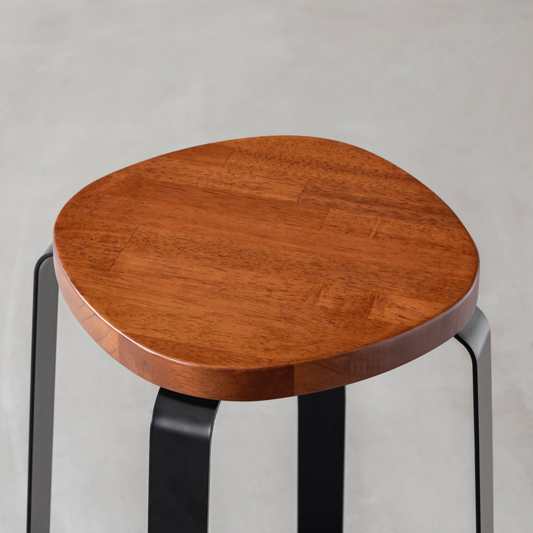 KANADEMONO ソリッドスツール　ラバーウッド材 - ナチュラル KANADEMONO ソリッドスツール ラバーウッド材 - ナチュラル - メルカリ