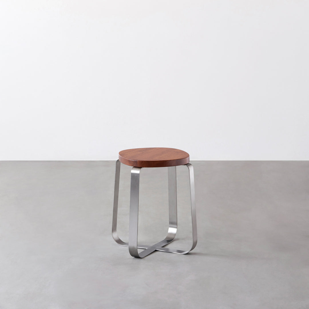 kanademono THE STOOL ラバーウッドナチュラル × ステンレス THE STOOL / ラバーウッド ブラウン × Stainless Standard – KANADEMONO