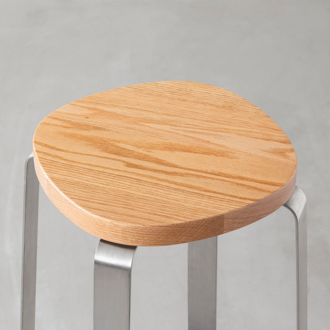 THE STOOL / 無垢 レッドオーク × Stainless Standard – KANADEMONO
