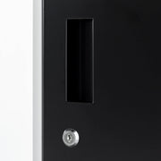 シンプルなブラックのスチール製ロッカーSサイズ