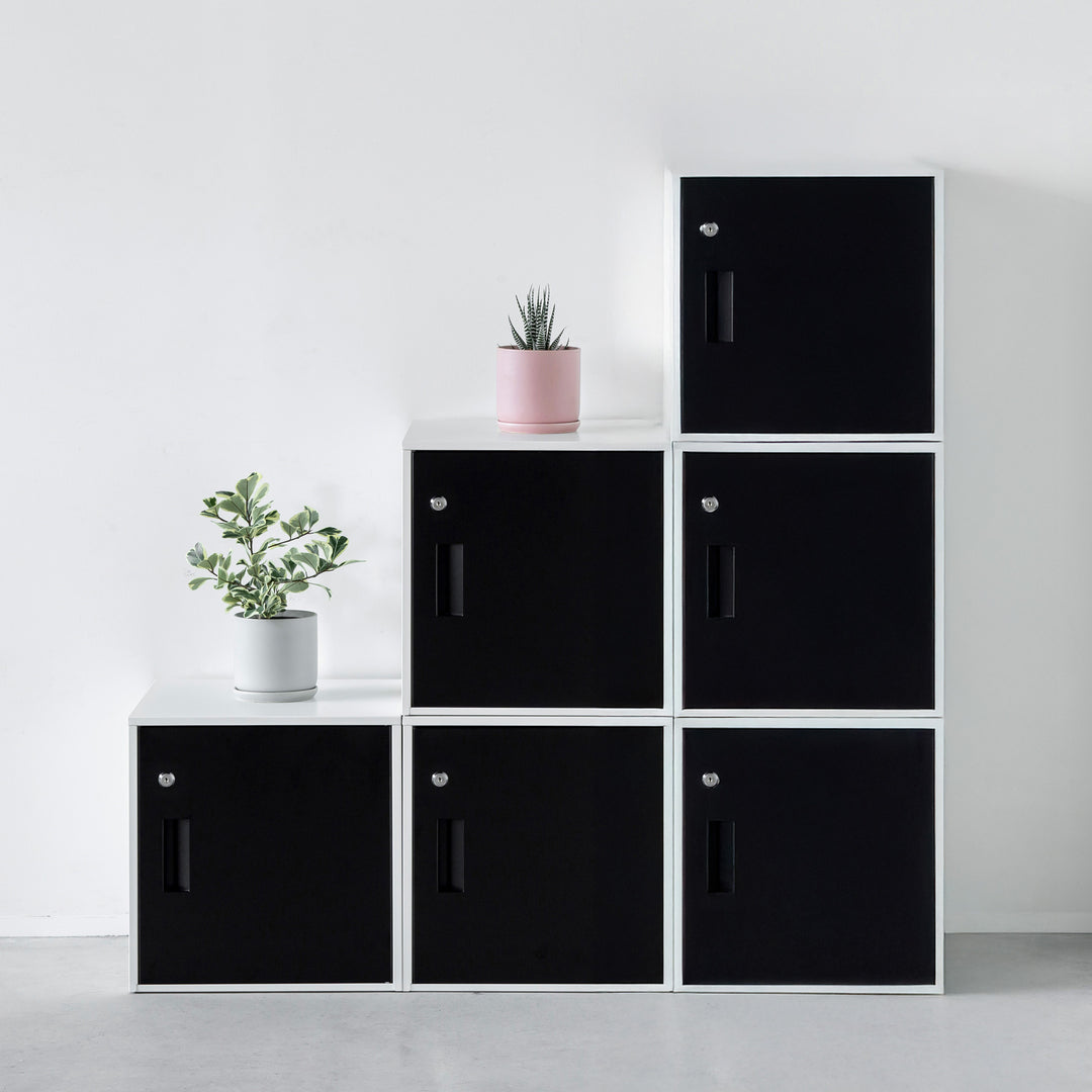 シンプルな スチール製 ロッカー Sサイズ – KANADEMONO