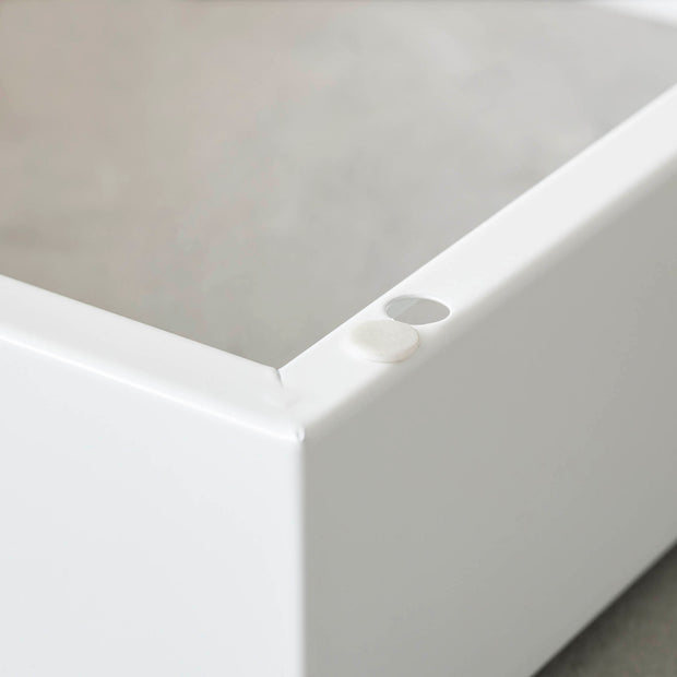 シンプルな スチール製 ロッカー　専用ベース