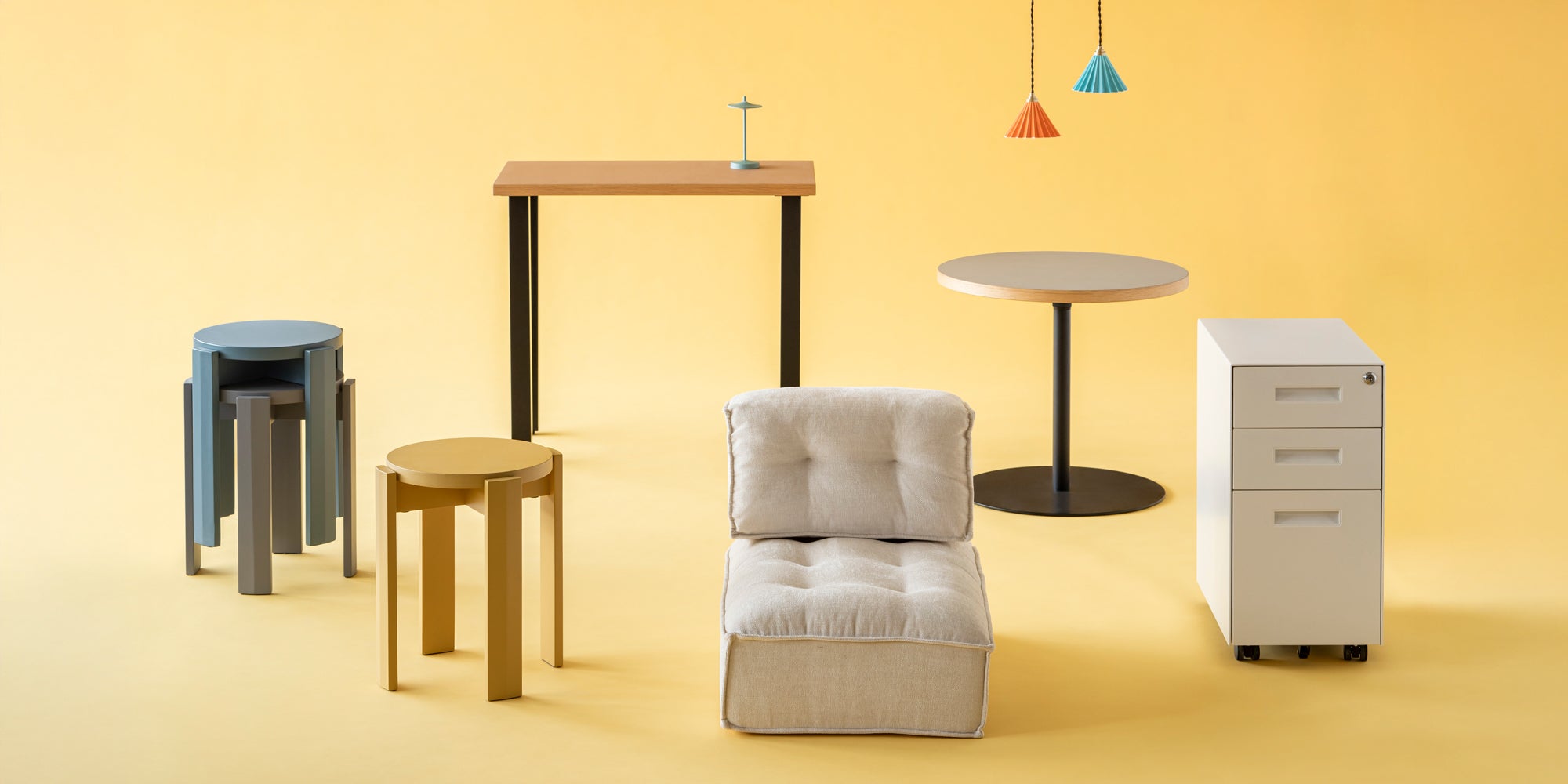 小さなお部屋のための、小さな家具たち – KANADEMONO