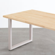 KANADEMONOのパイン材の天板とサンドベージュのカラースクエア脚を組み合わせたテーブル（天板と脚）