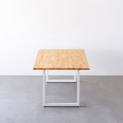 Kanademonoのラバーウッド ナチュラル天板とホワイト脚を組み合わせたシンプルモダンな大型テーブル（側面）