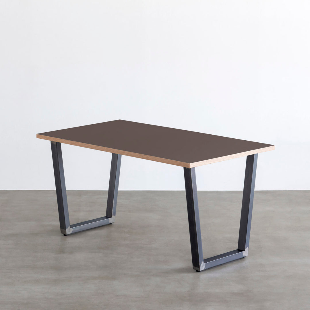 THE TABLE / リノリウム ブラック・ブラウン系 × Black Steel（クリア