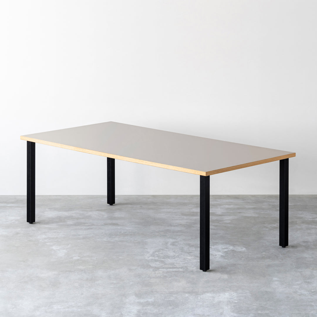 THE TABLE / リノリウム 全32色 × Black Steel × W181 - 200cm