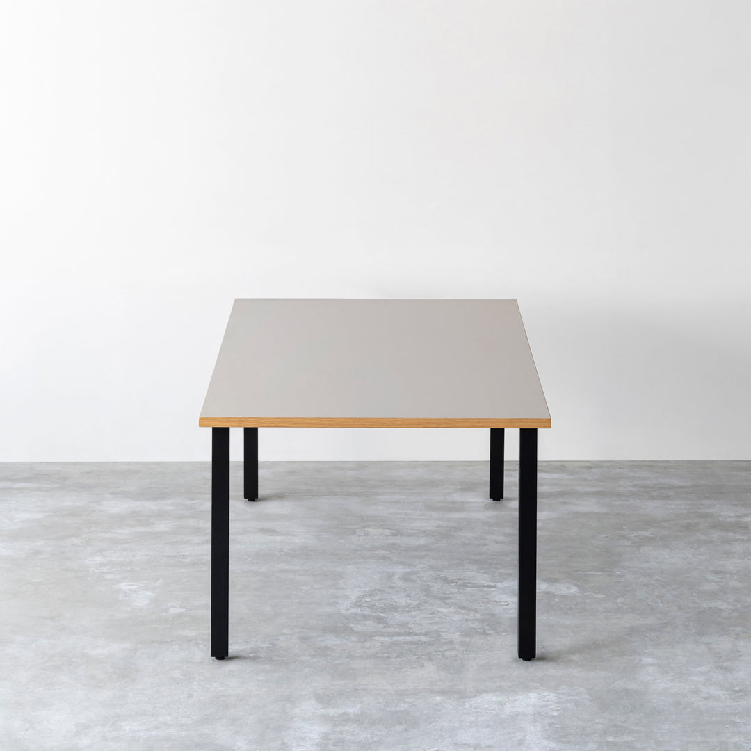THE TABLE / リノリウム 全32色 × Black Steel × W181 - 200cm