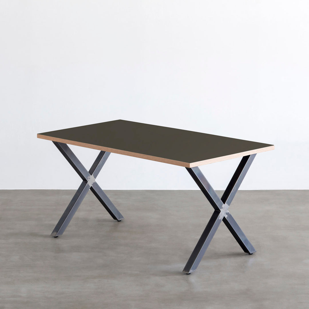 THE TABLE / リノリウム ブラック・ブラウン系 × Black Steel（クリア
