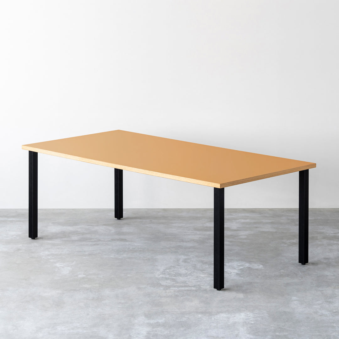 THE TABLE / リノリウム 全32色 × Black Steel × W181 - 200cm