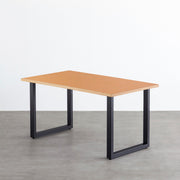 Kanademonoのファニチャーリノリウム素材の天板Leatherを使用したテーブル