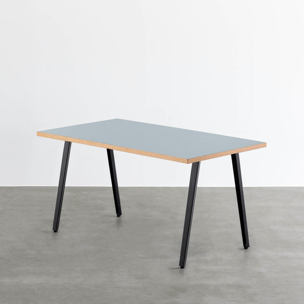 THE TABLE / リノリウム ブルー系 × Black Steel