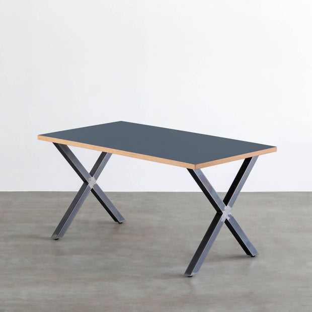 THE TABLE / リノリウム ブルー系 × Black Steel（クリア塗装）