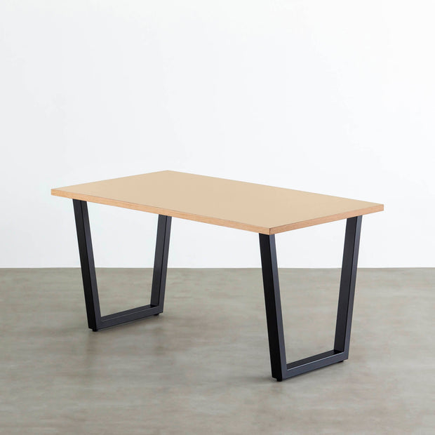 THE TABLE / リノリウム ベージュ・グレー系 × Black Steel