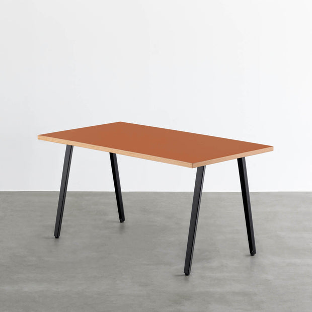 THE TABLE / リノリウム レッド・オレンジ系 × Black Steel