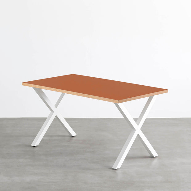 THE TABLE / リノリウム レッド・オレンジ系 × White Steel