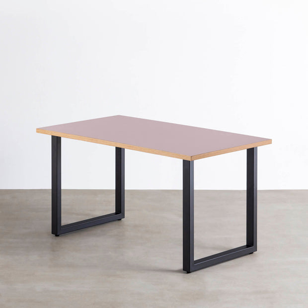 THE TABLE / リノリウム レッド・オレンジ系 × Black Steel
