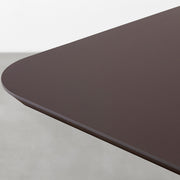 KANADEMONOのFENIX ブラウンの天板を使用したテーブル（天板角）