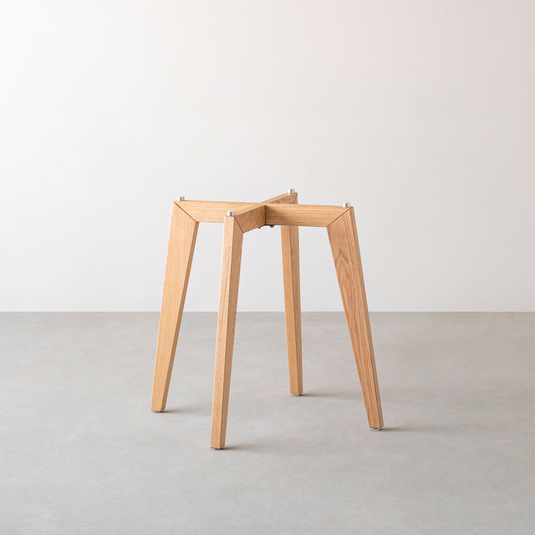 THE LEGS / Pin カフェテーブル 木製脚 オーク無垢材 – KANADEMONO