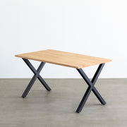 かなでもののナチュラルテイストなラバーウッドとマットブラックのX型の鉄脚を使用したシンプルモダンなデザインのテーブル
