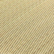 Kanademonoのラバーウッドブラウン天板に畳をはめ込みステンレスライン脚と合わせたシンプルモダンなベンチ（畳の表面）