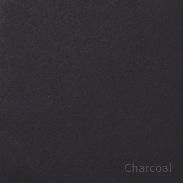 Kanademonoのリノリウム素材の棚板にステンレスフレームを組み合わせた２段ストレージシェルフ /Charcoal（色見本）