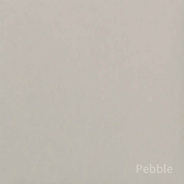 KanademonoのリノリウムPebble Squircle座面とブラックのSlant Bar脚を合わせたシンプルモダンなスツール（リノリウムPebble色見本）