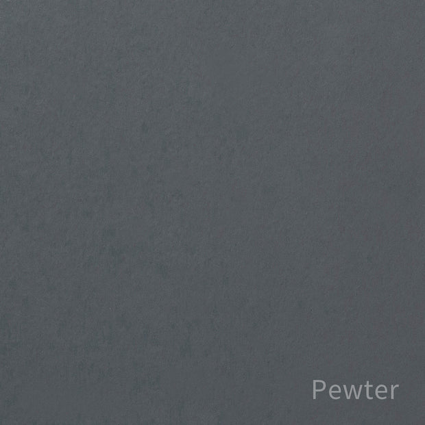 Kanademonoのリノリウム素材の棚板にステンレスフレームを組み合わせた２段ストレージシェルフ /Pewter（色見本）