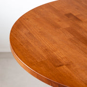 かなでもののラバーウッドチークブラウンの天板とステンレス脚4本を合わせたラウンドカフェテーブル（天板2）