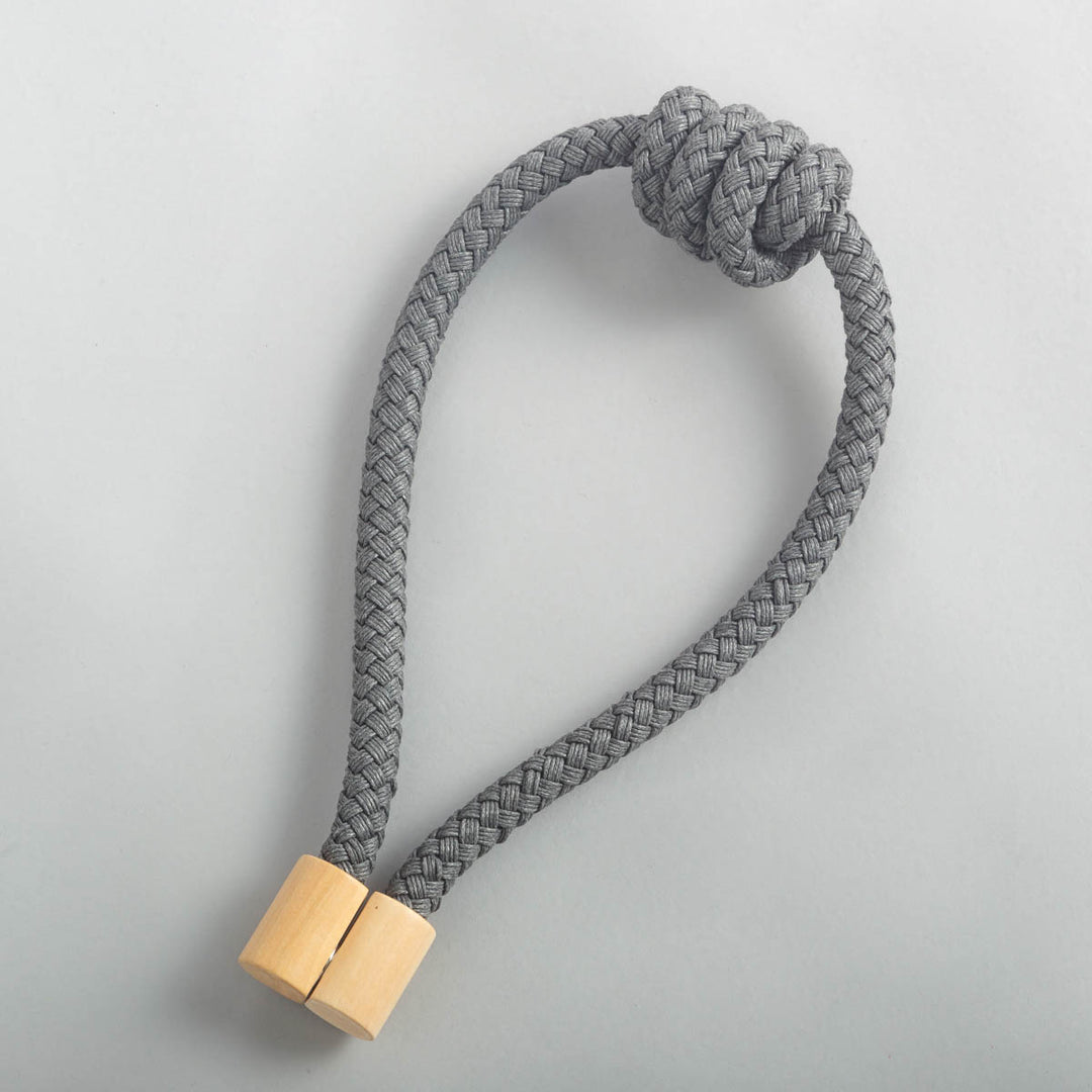 Gray Rope カーテン マグネット タッセル 2点セット – KANADEMONO