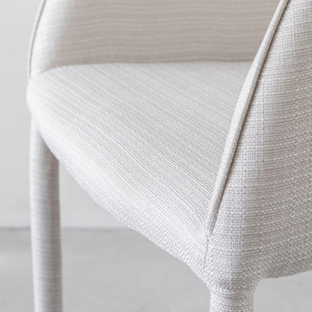 Elegant Armchair – KANADEMONO