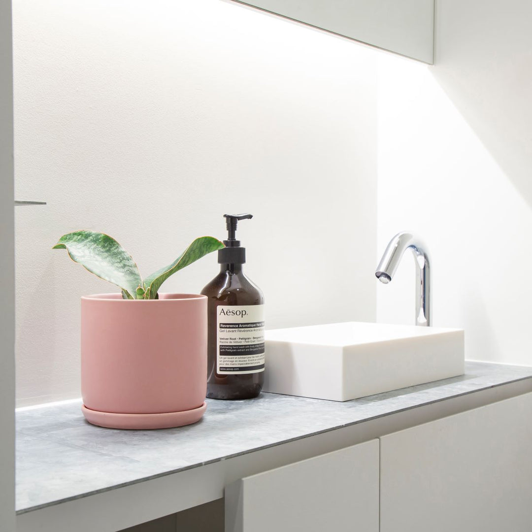 素材」×「デザイン」 シンプルな鉢 シリーズ - Pink 4号 – KANADEMONO