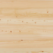 Kanademonoの岐阜桧天板とマットクリア塗装仕上げのスクエア鉄脚を組み合わせたテーブル（天板木目）