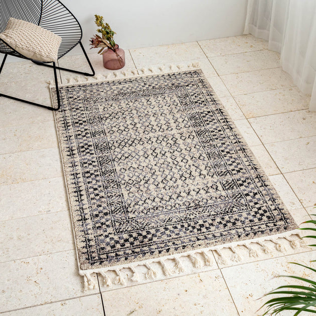 Large Diamond Check Rug Contemporary Diamond Checkers Rug - Ivory 120×180 – KANADEMONO