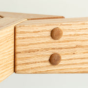 Favricaのピンタイプ・ナチュラルカラーの木製脚（接合箇所クローズ）