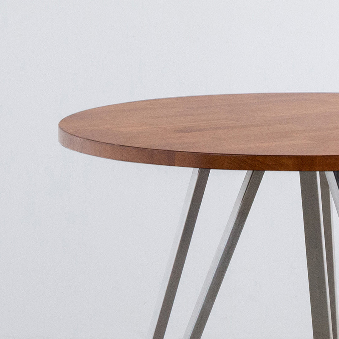 THE CAFE TABLE / 天然木シリーズ Stainless トライアングル 3pin × ラウンド φ70 - 80 – KANADEMONO