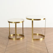 ゴールド脚とホワイトの天板の融合が美しいサイドテーブル（正面）