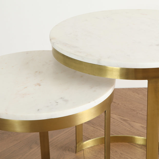 ゴールド脚とホワイトの天板の融合が美しいサイドテーブル（天板2つ）