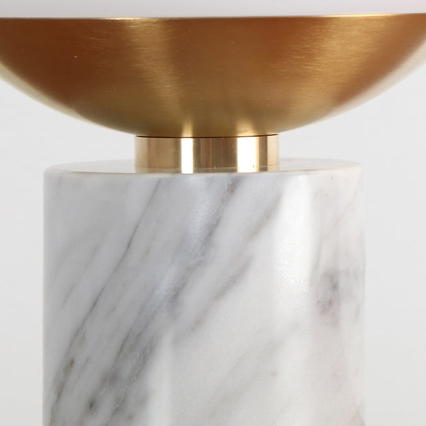 大理石と真鍮の融合が美しいテーブルランプ（真鍮部分）