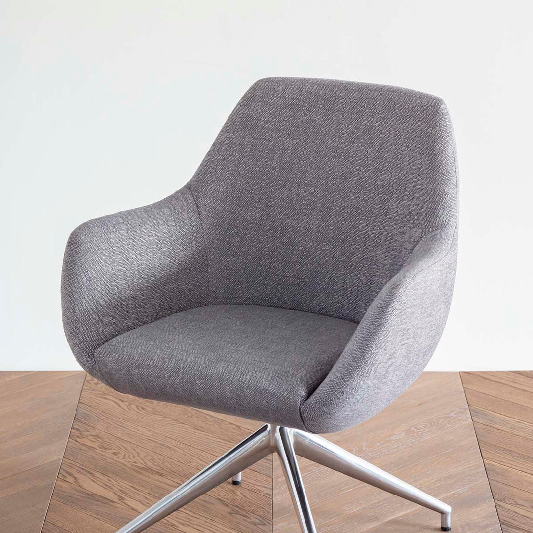 Plump Lounge Chair Gray × Aluminum – KANADEMONO