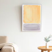 KANADEMONOのイエローとグレーの水彩がお部屋の雰囲気を明るくするアートA1＋シルバーフレーム（壁掛け使用例）