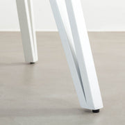 Kanademonoのホワイト塗装のカフェテーブル用トライアングル脚（下部クローズ）